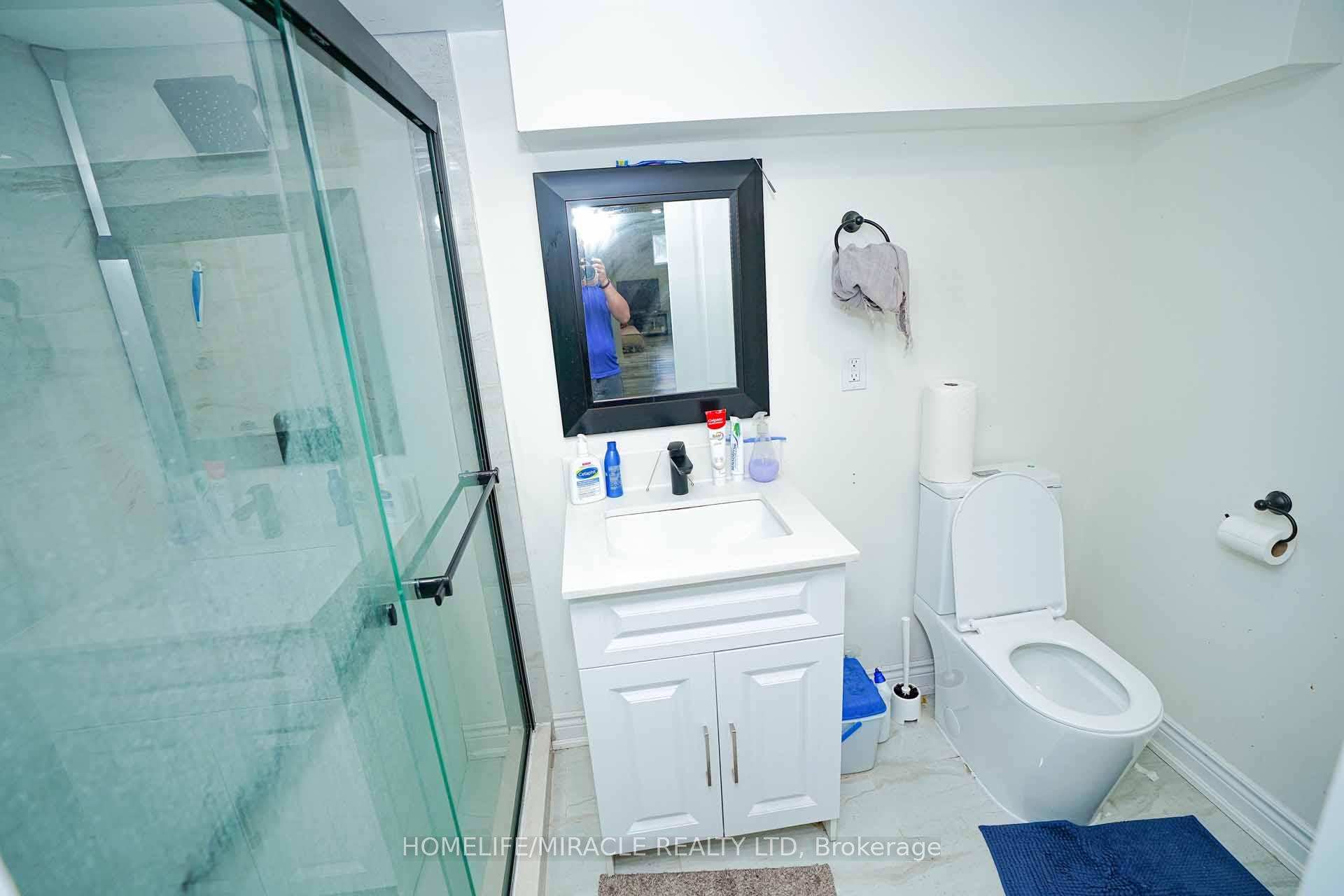 Photo 44 of 6 Belladonna Circle, Brampton, Toronto Gore Rural Estate — HOMEH