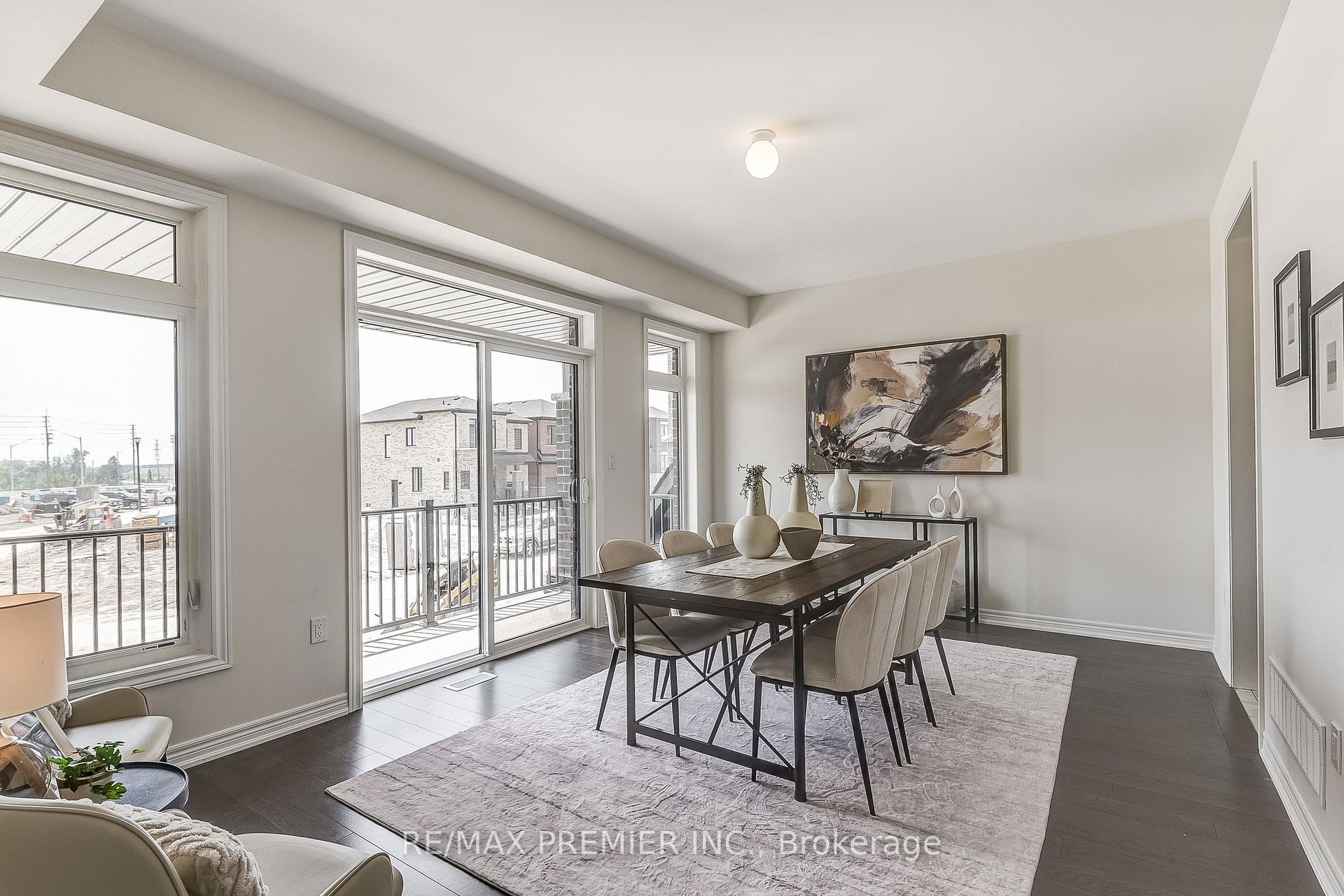 Photo 11 of 1274 Talisman Manor, Pickering, Rural Pickering — HOMEH