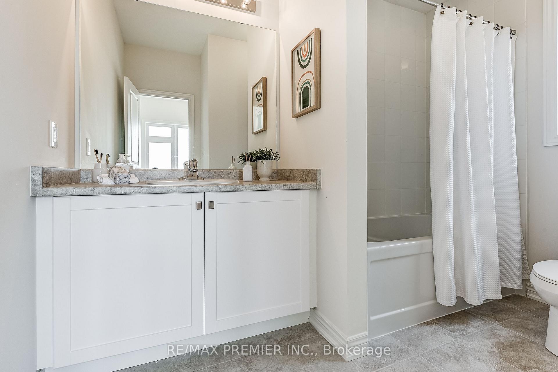 Photo 40 of 1274 Talisman Manor, Pickering, Rural Pickering — HOMEH
