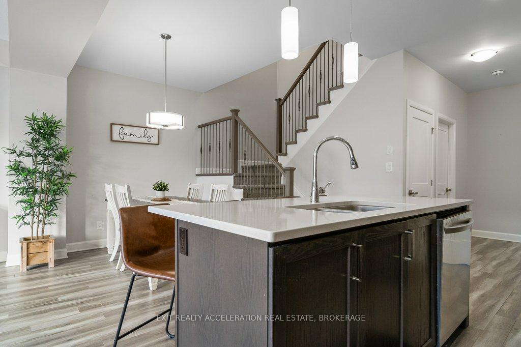 Photo 6 of 1551 Davenport Crescent, Kingston, City Northwest — HOMEH