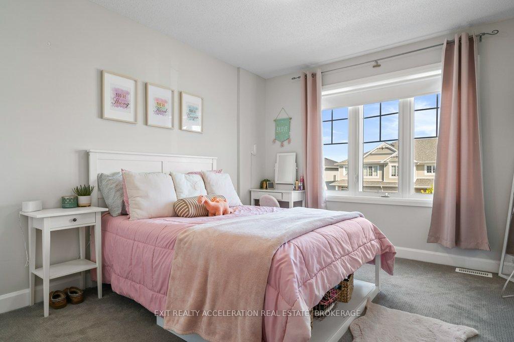 Photo 17 of 1551 Davenport Crescent, Kingston, City Northwest — HOMEH