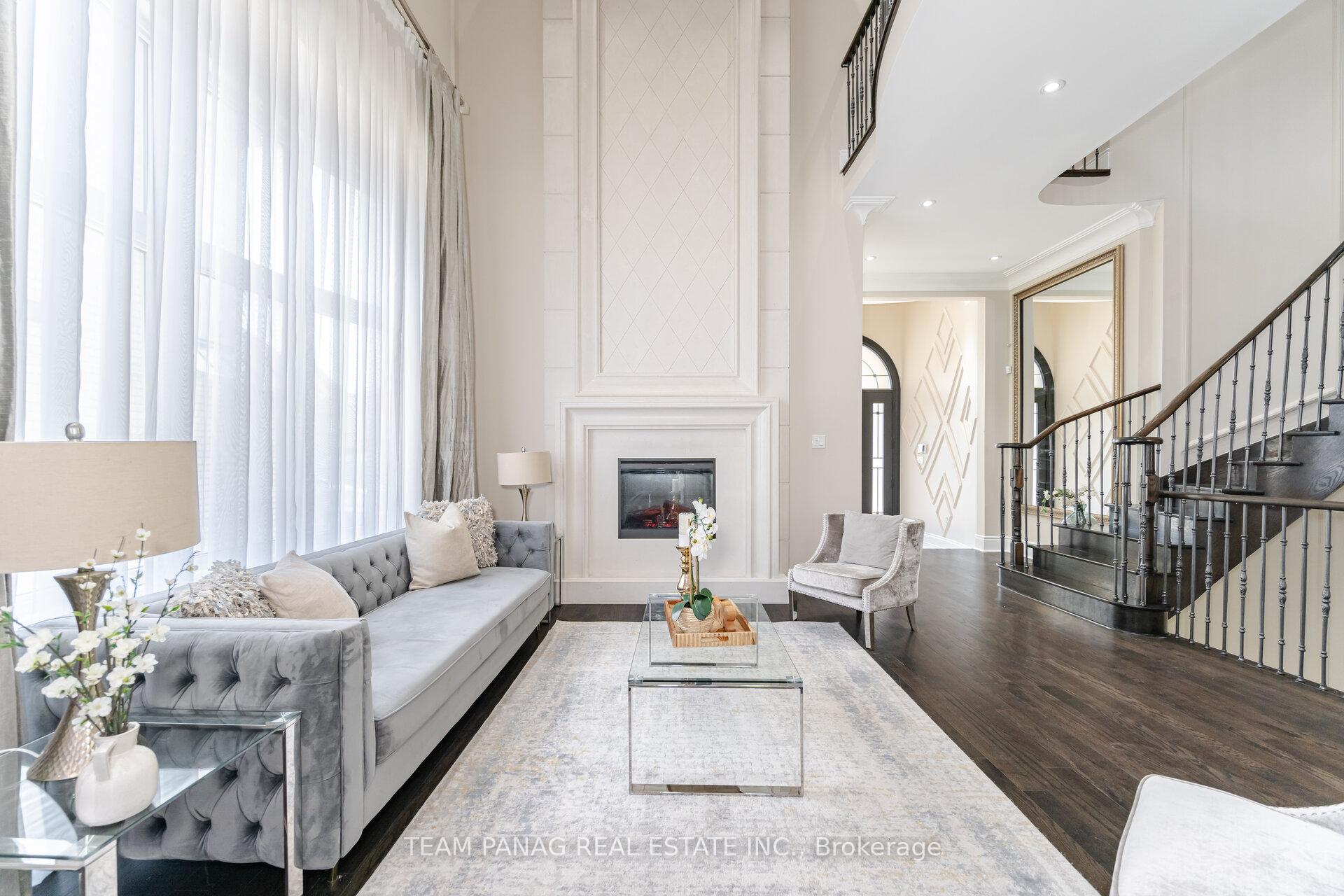 Photo 19 of 57 Elbern Markell Drive, Brampton, Credit Valley — HOMEH
