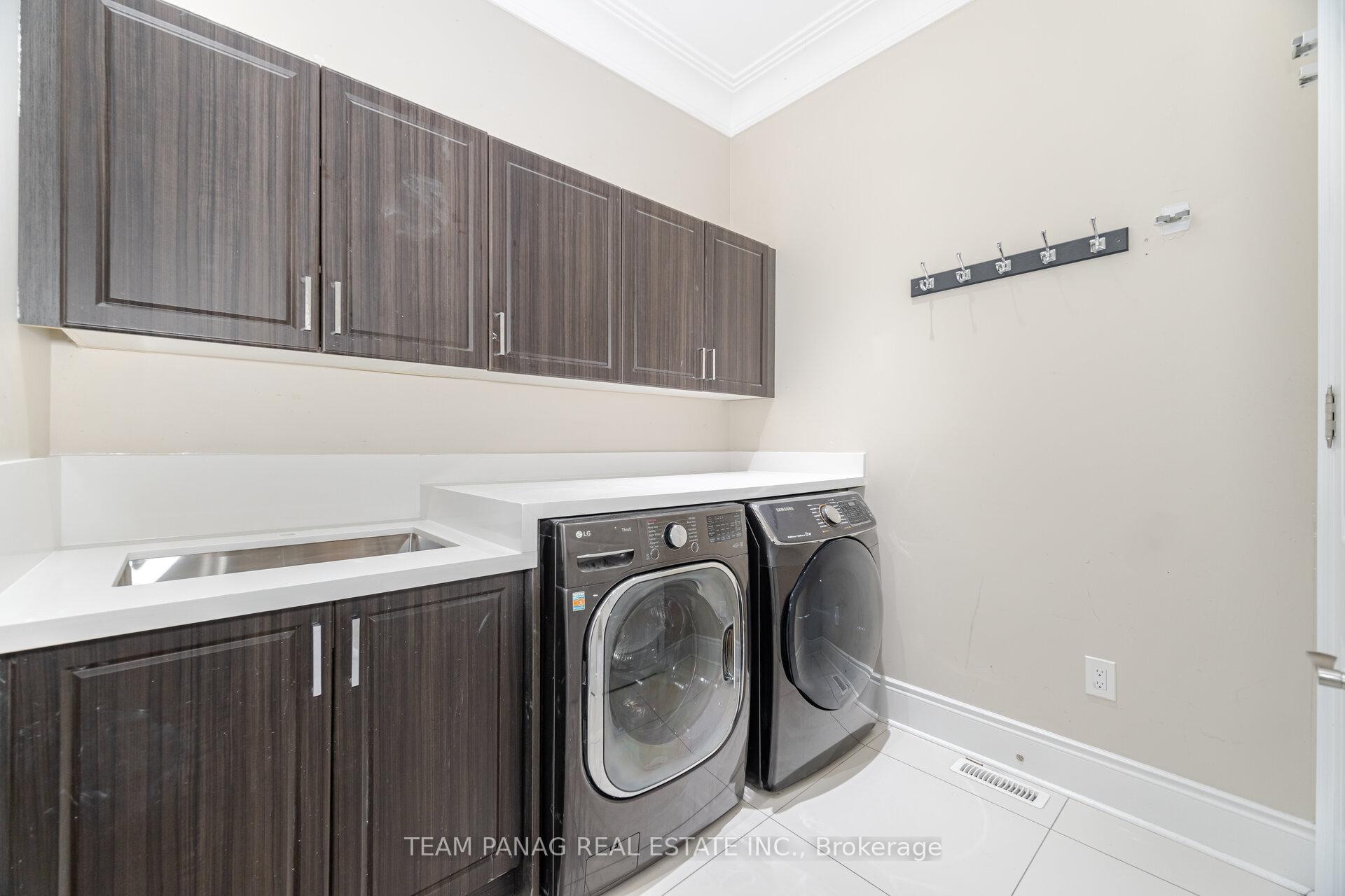 Photo 22 of 57 Elbern Markell Drive, Brampton, Credit Valley — HOMEH
