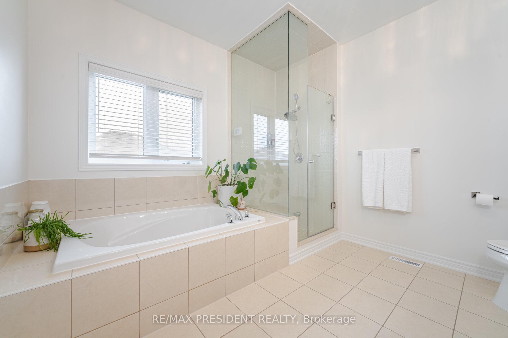 Photo 29 of 35 Kilkarrin Road, Brampton, Northwest Brampton — HOMEH