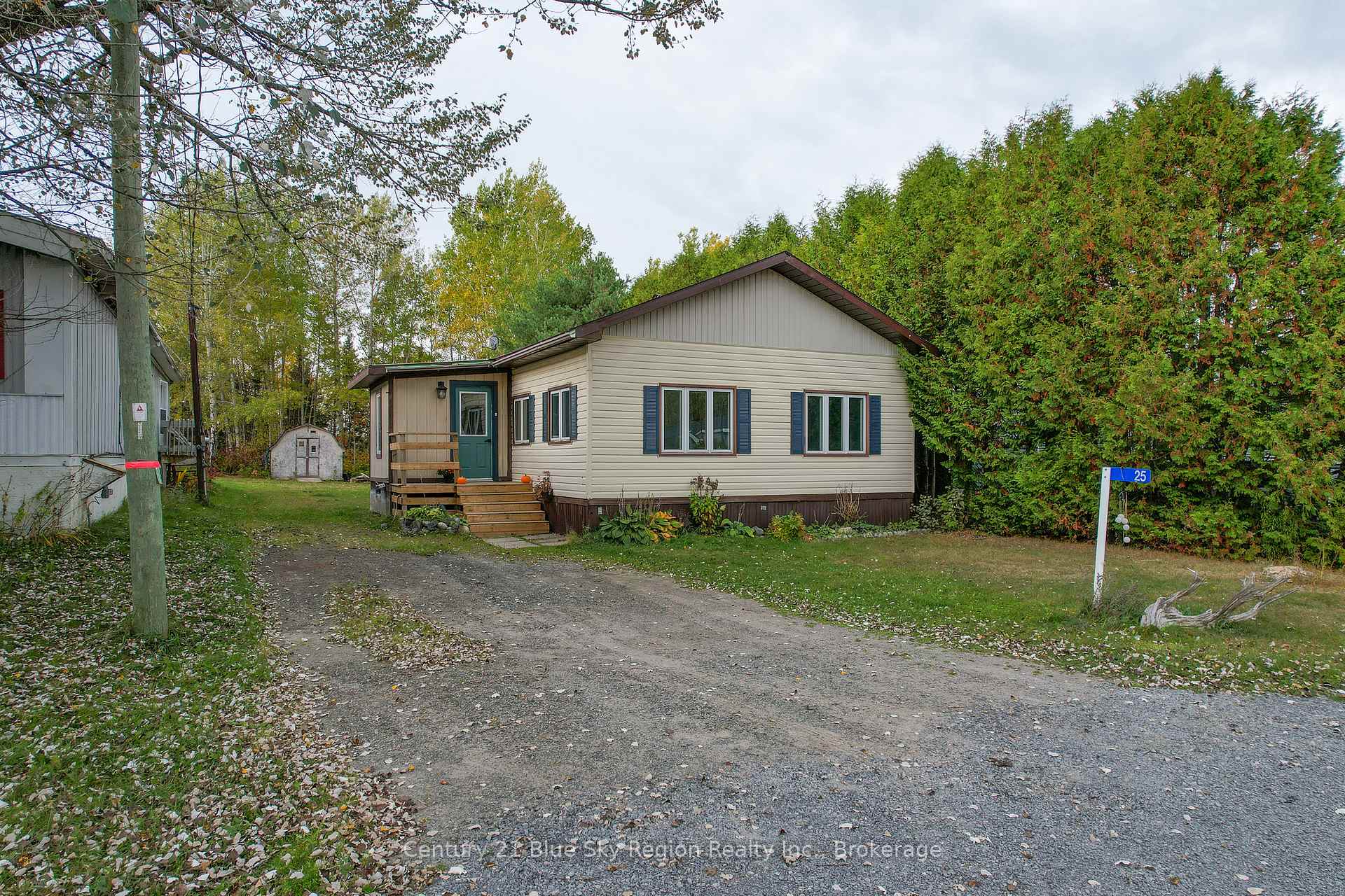 Photo 1 of 25 Hillcrest Drive, Temagami — HOMEH