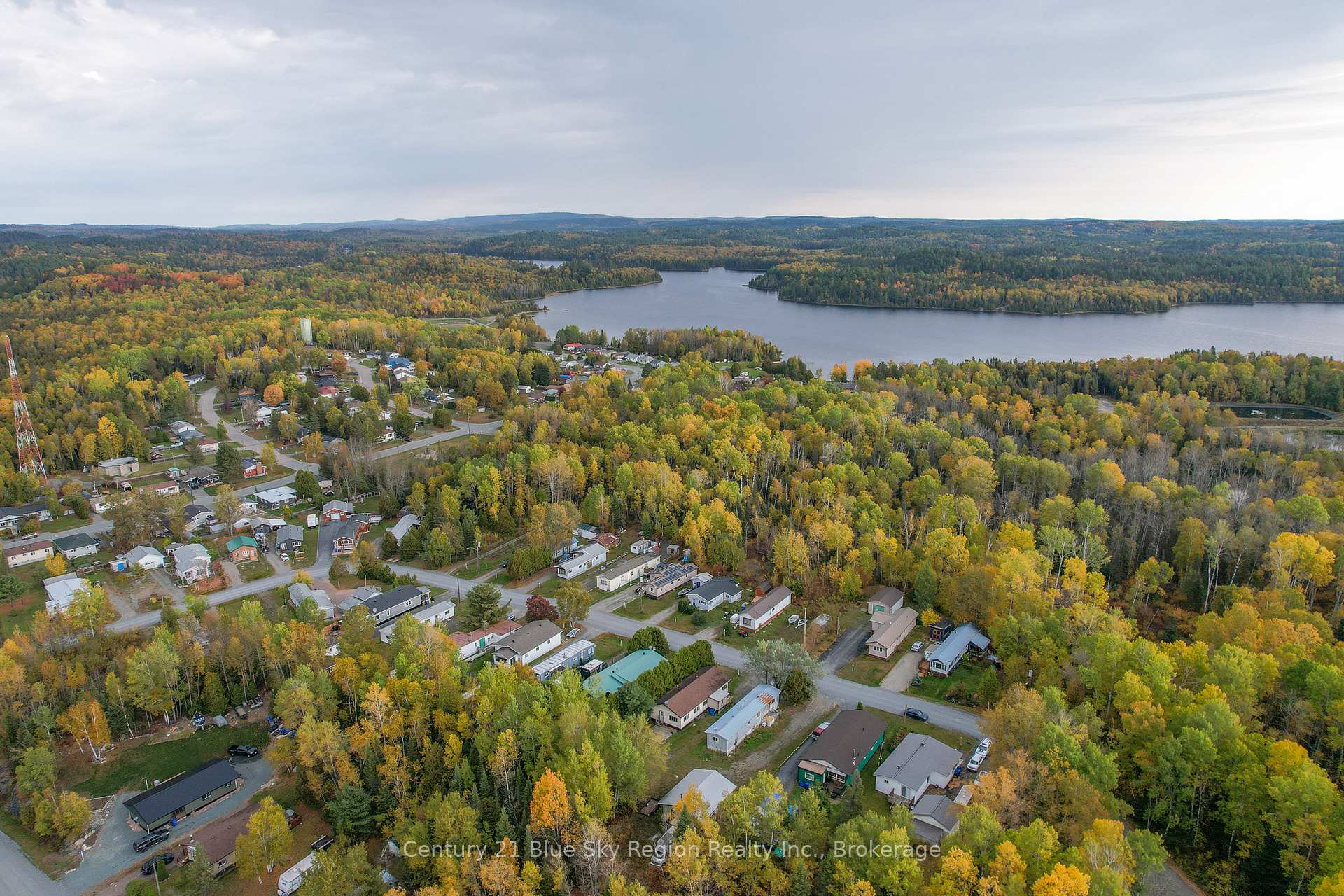 Photo 21 of 25 Hillcrest Drive, Temagami — HOMEH