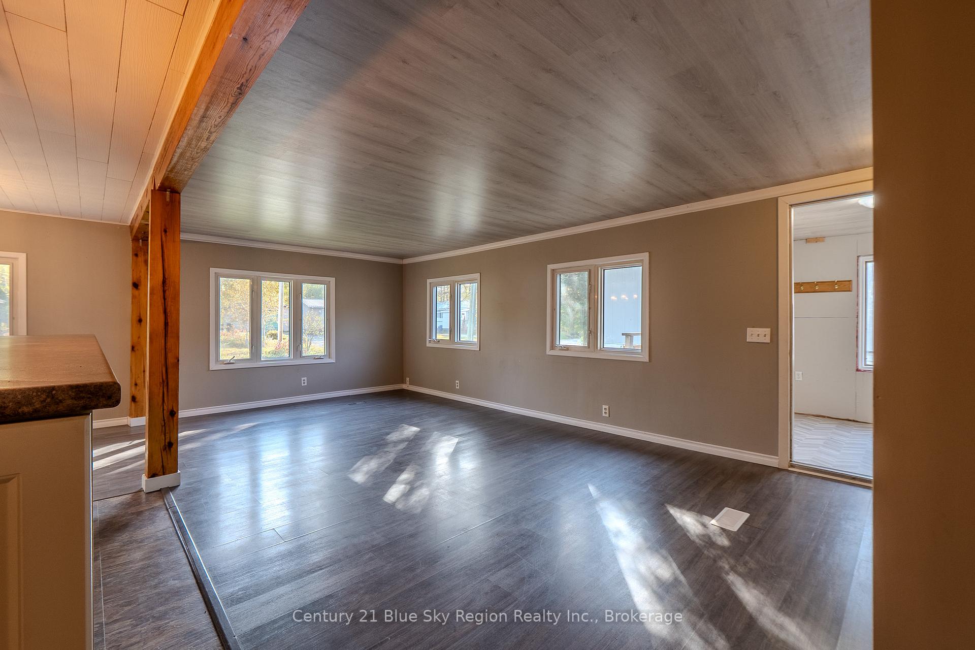 Photo 17 of 25 Hillcrest Drive, Temagami — HOMEH