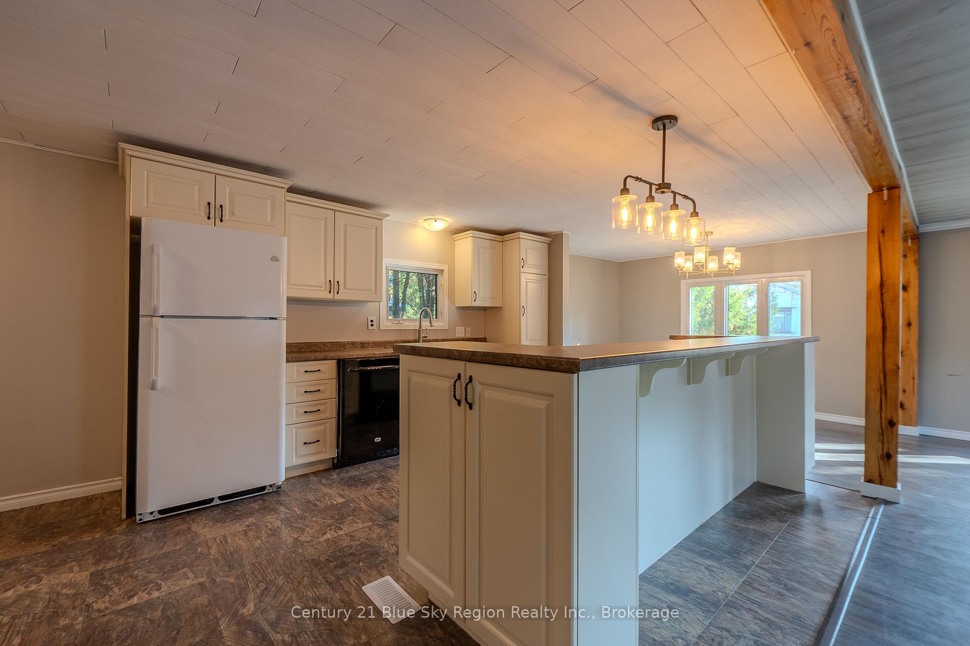 Photo 6 of 25 Hillcrest Drive, Temagami — HOMEH