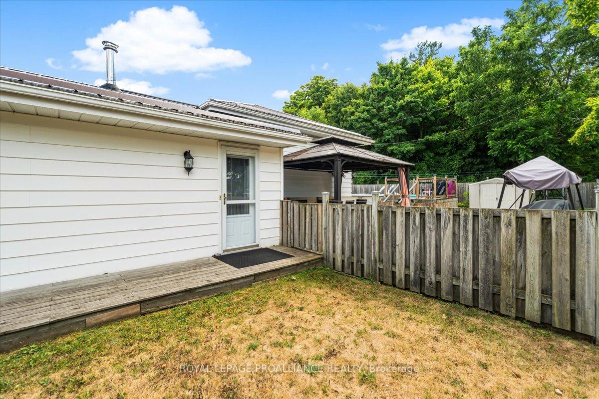 Photo 39 of 21 Coulter Crescent, Quinte West, Trenton Ward — HOMEH