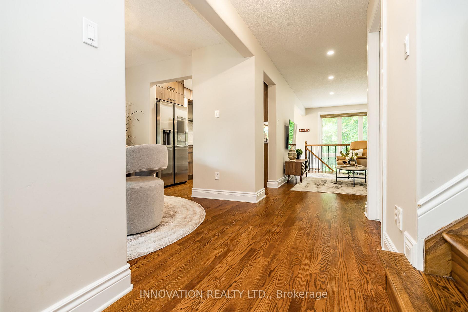 Photo 5 of 176 Talltree Crescent, Ottawa, Stittsville (Central) — HOMEH