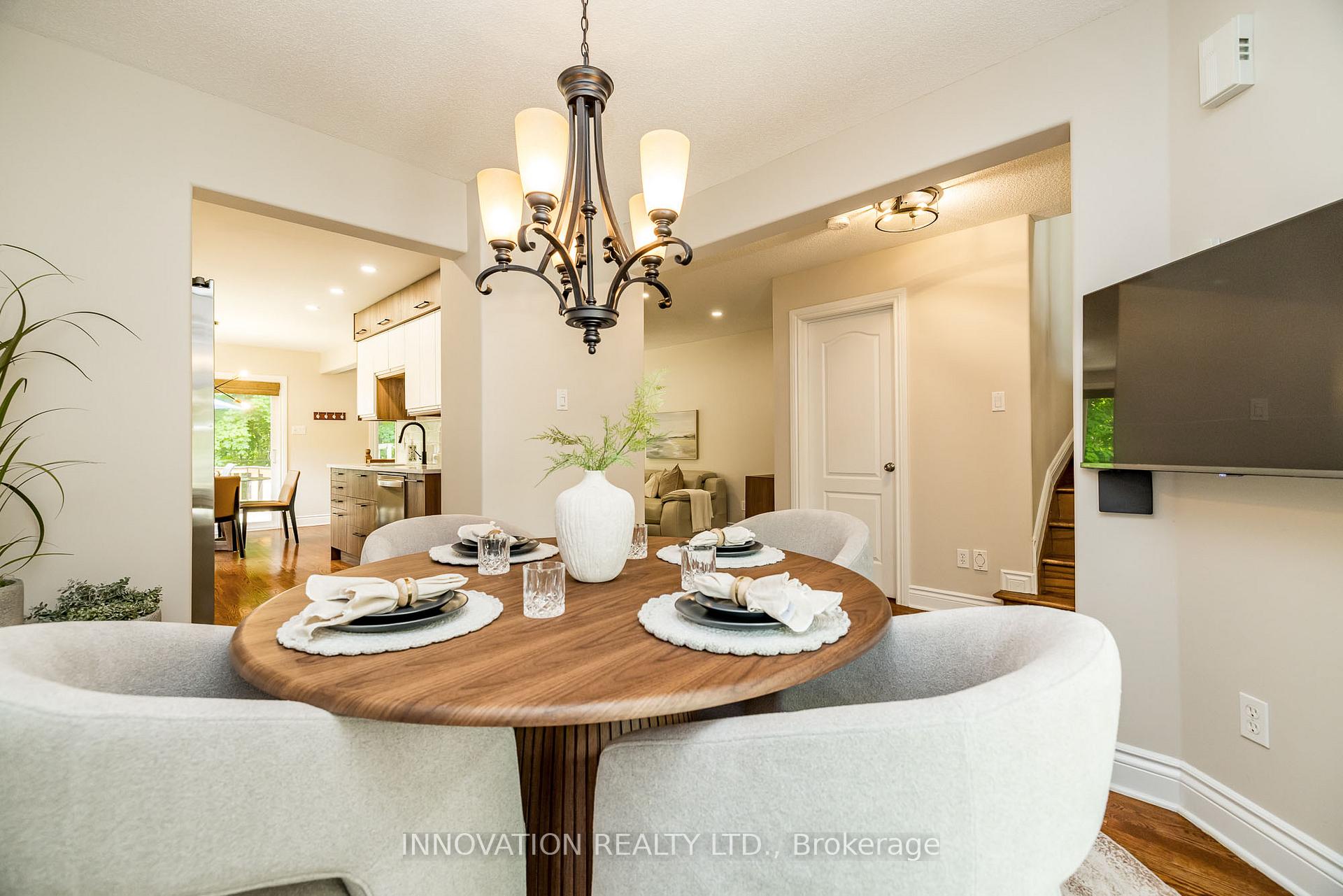 Photo 8 of 176 Talltree Crescent, Ottawa, Stittsville (Central) — HOMEH