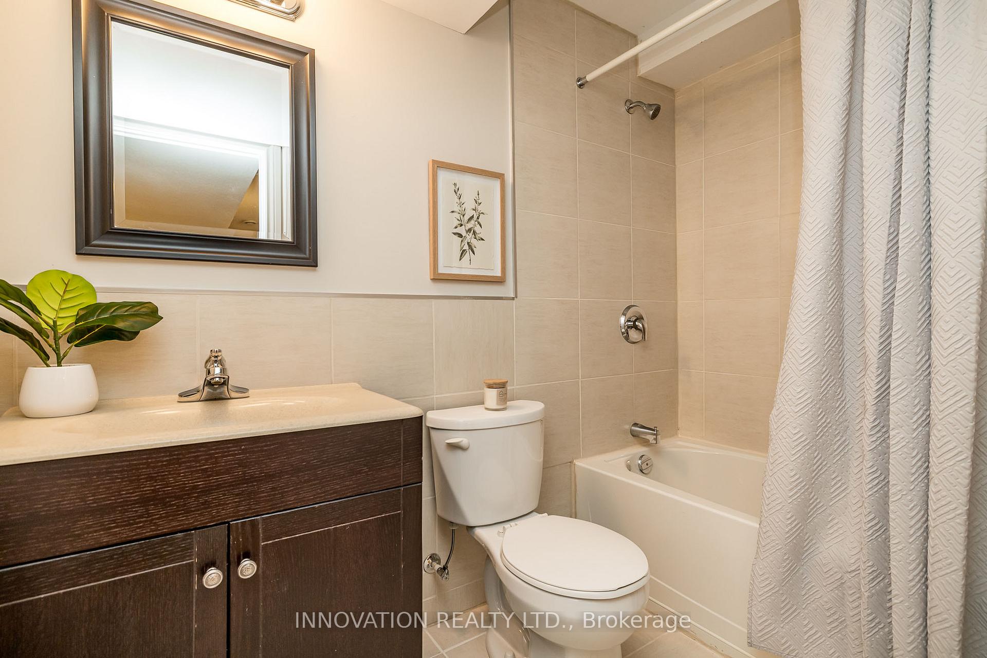 Photo 35 of 176 Talltree Crescent, Ottawa, Stittsville (Central) — HOMEH