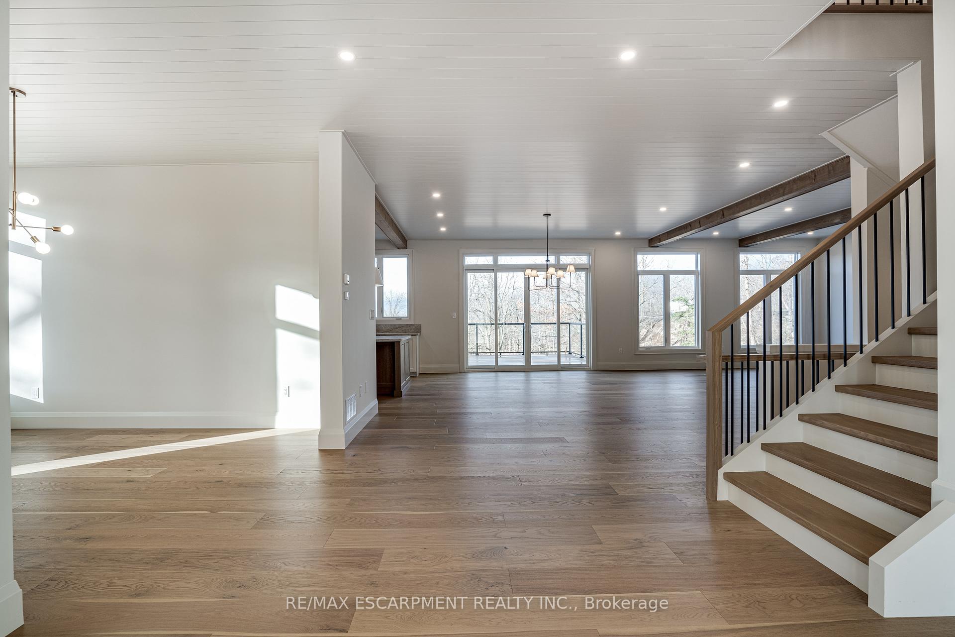 Photo 35 of 941 Old Mohawk Road, Hamilton, Ancaster — HOMEH