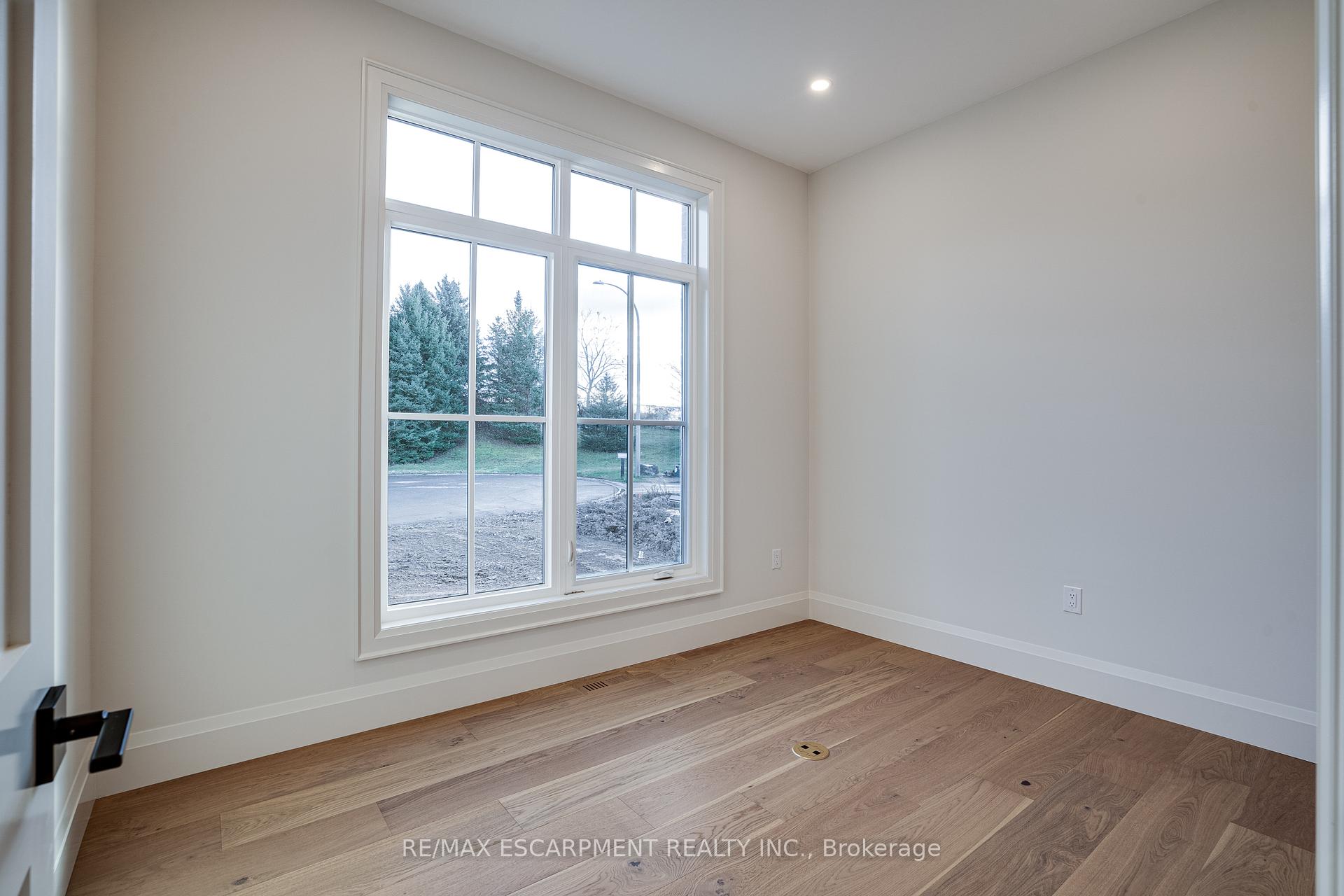 Photo 27 of 941 Old Mohawk Road, Hamilton, Ancaster — HOMEH