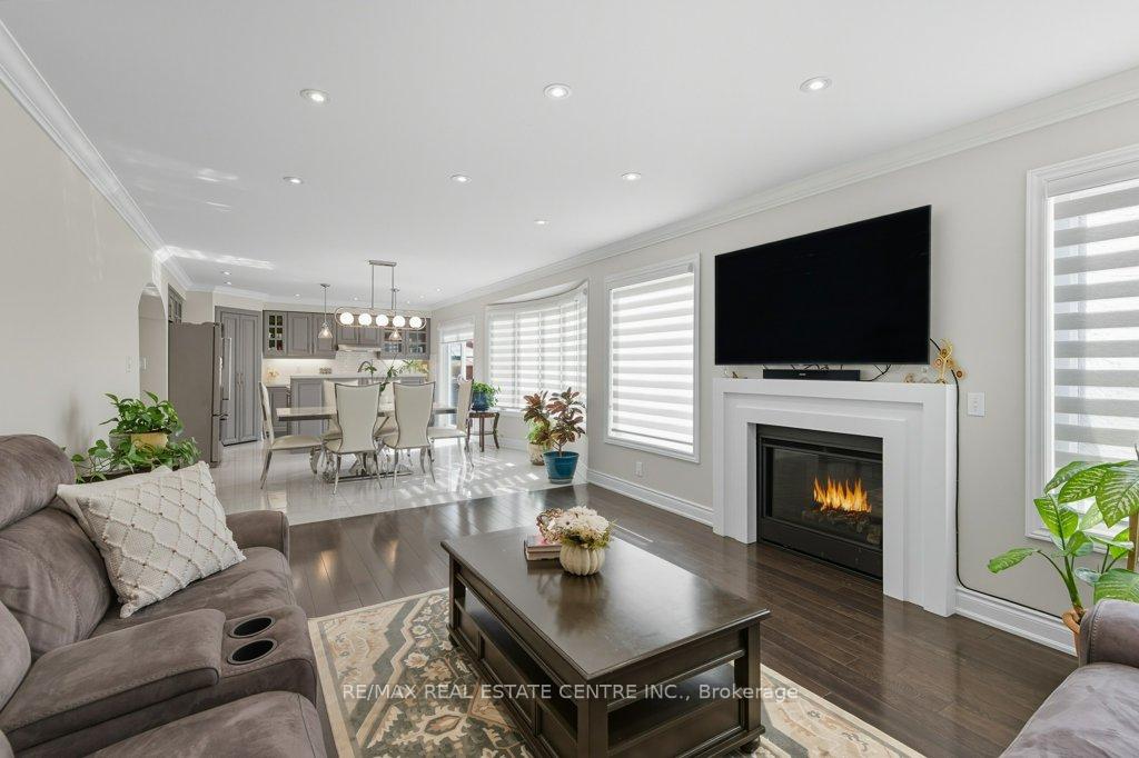 Photo 38 of 20 Bonavista Drive, Brampton, Credit Valley — HOMEH