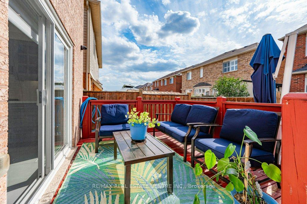 Photo 46 of 20 Bonavista Drive, Brampton, Credit Valley — HOMEH