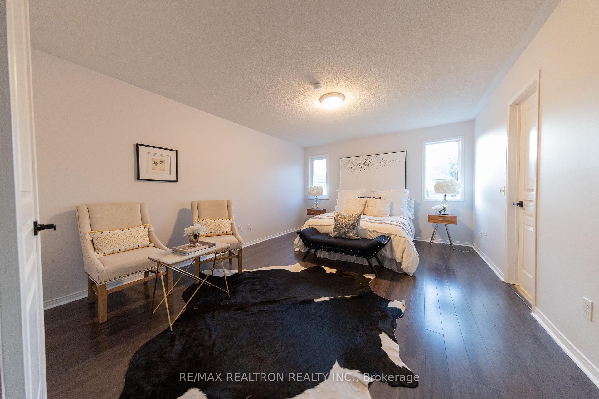 Photo 16 of 2 Randolph Avenue, Whitby, Williamsburg — HOMEH