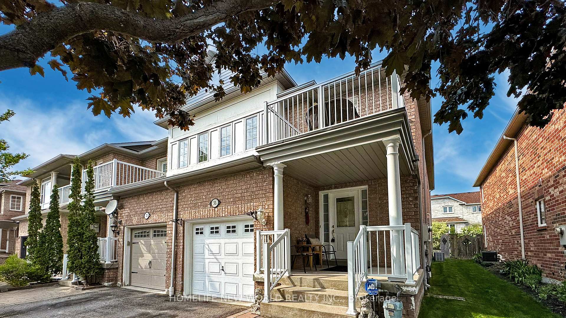 Photo 3 of 33 Tasker Crescent, Ajax, Central — HOMEH