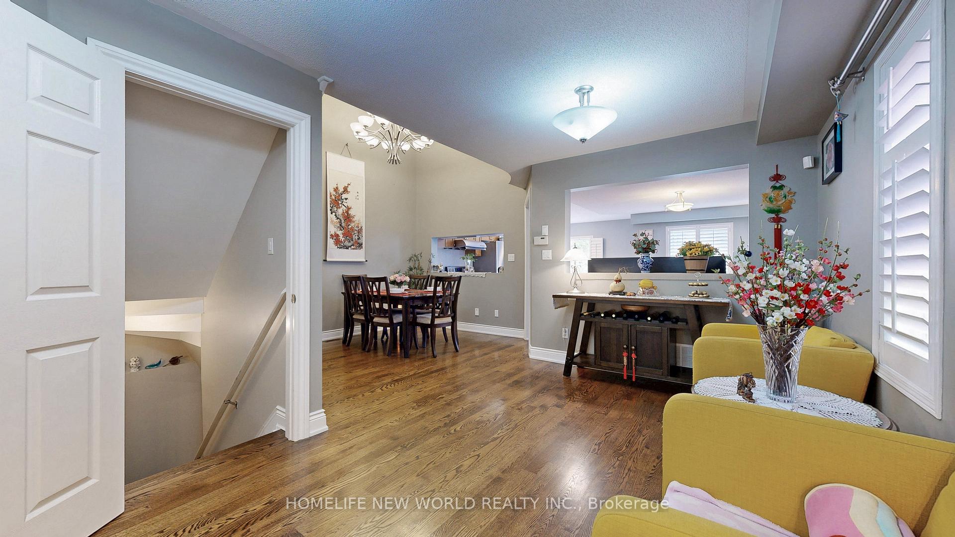 Photo 2 of 33 Tasker Crescent, Ajax, Central — HOMEH