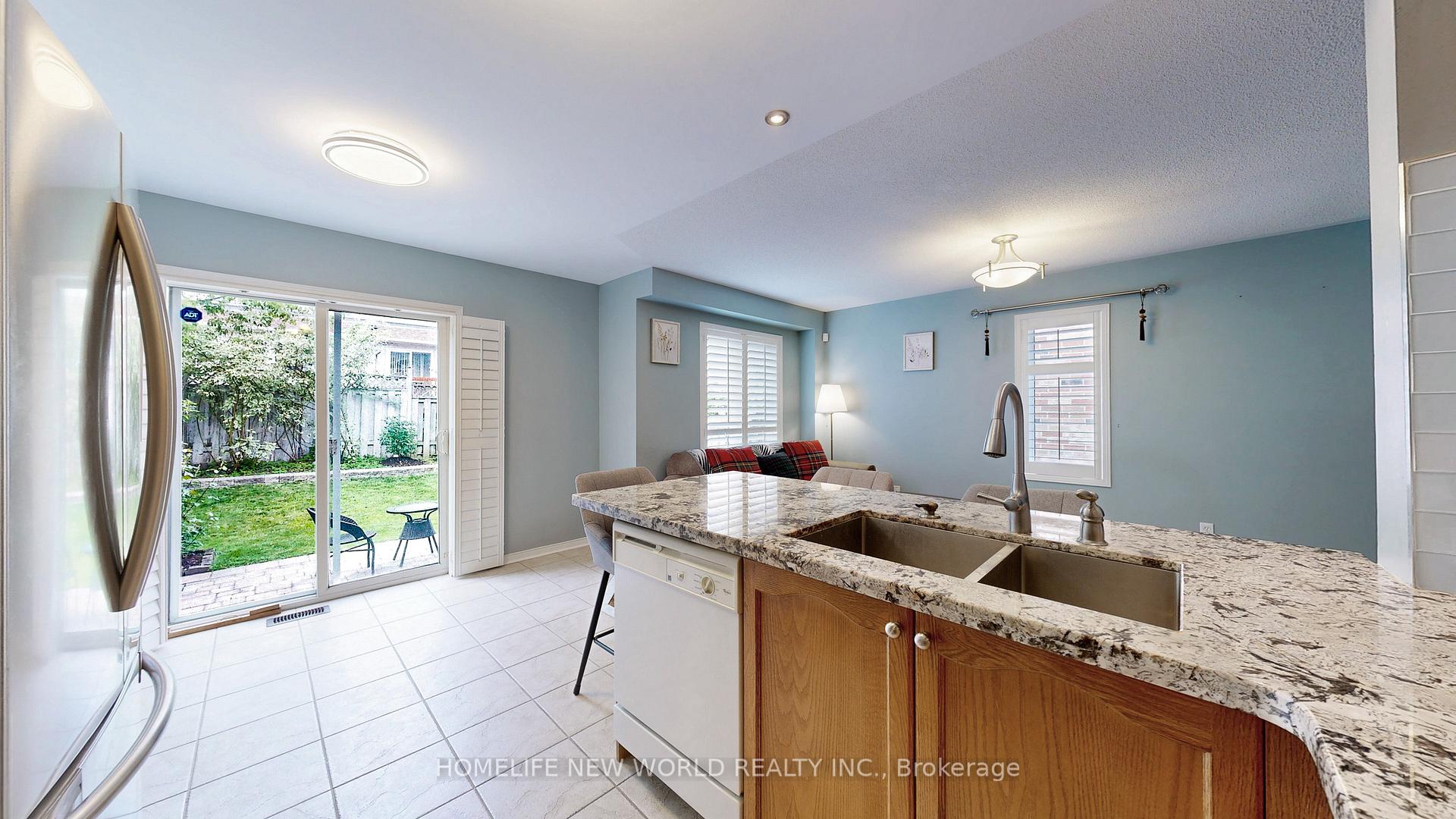 Photo 8 of 33 Tasker Crescent, Ajax, Central — HOMEH