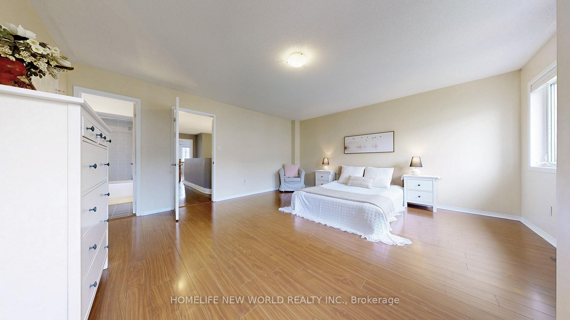 Photo 15 of 33 Tasker Crescent, Ajax, Central — HOMEH