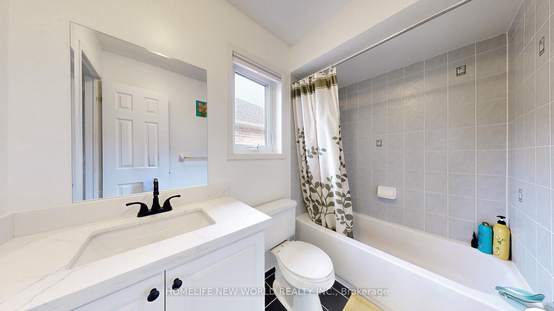 Photo 13 of 33 Tasker Crescent, Ajax, Central — HOMEH