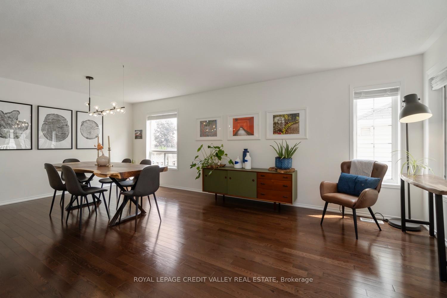 Photo 3 of 1789 Badgley Drive, Oshawa, Taunton — HOMEH