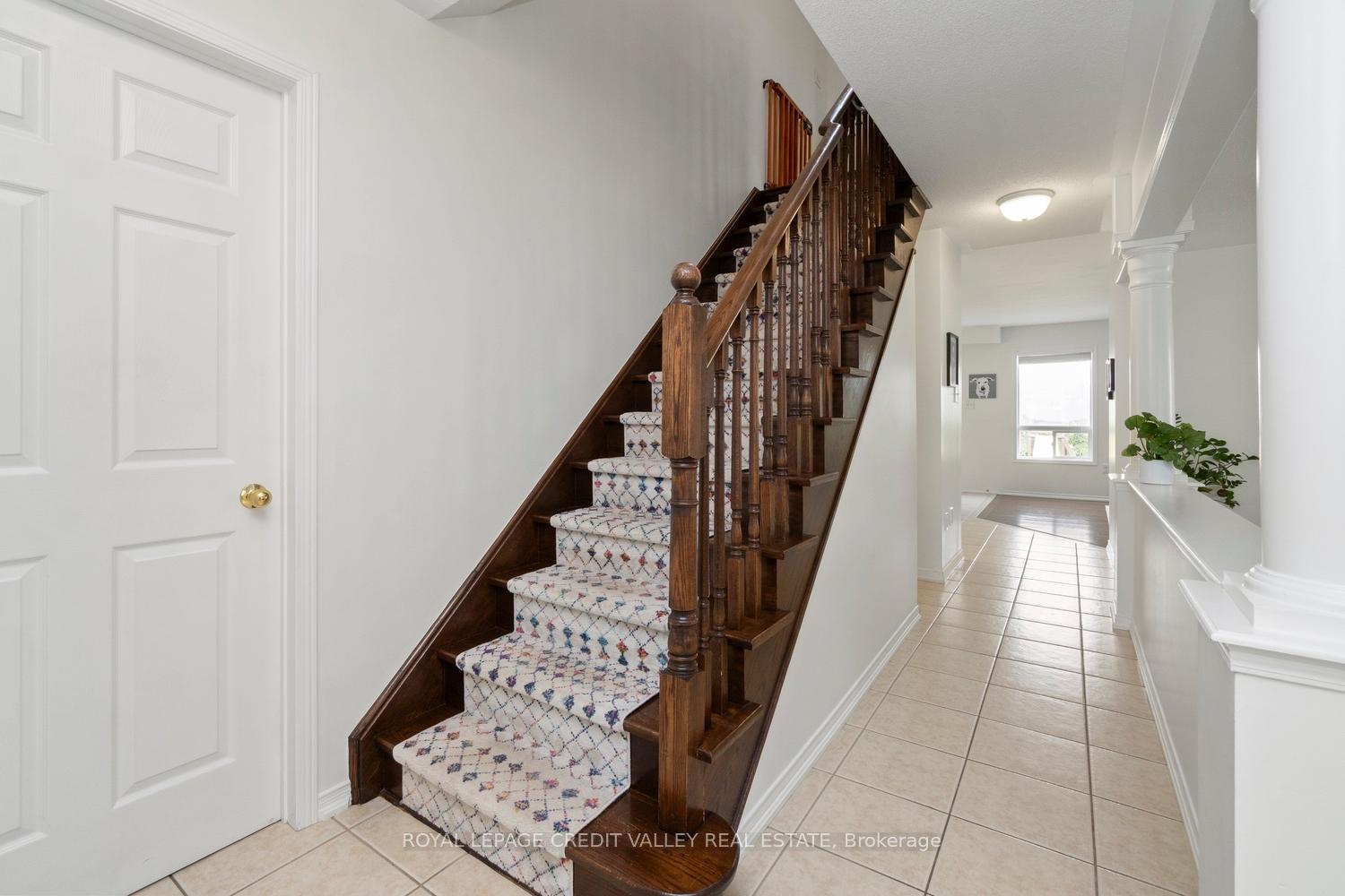 Photo 16 of 1789 Badgley Drive, Oshawa, Taunton — HOMEH