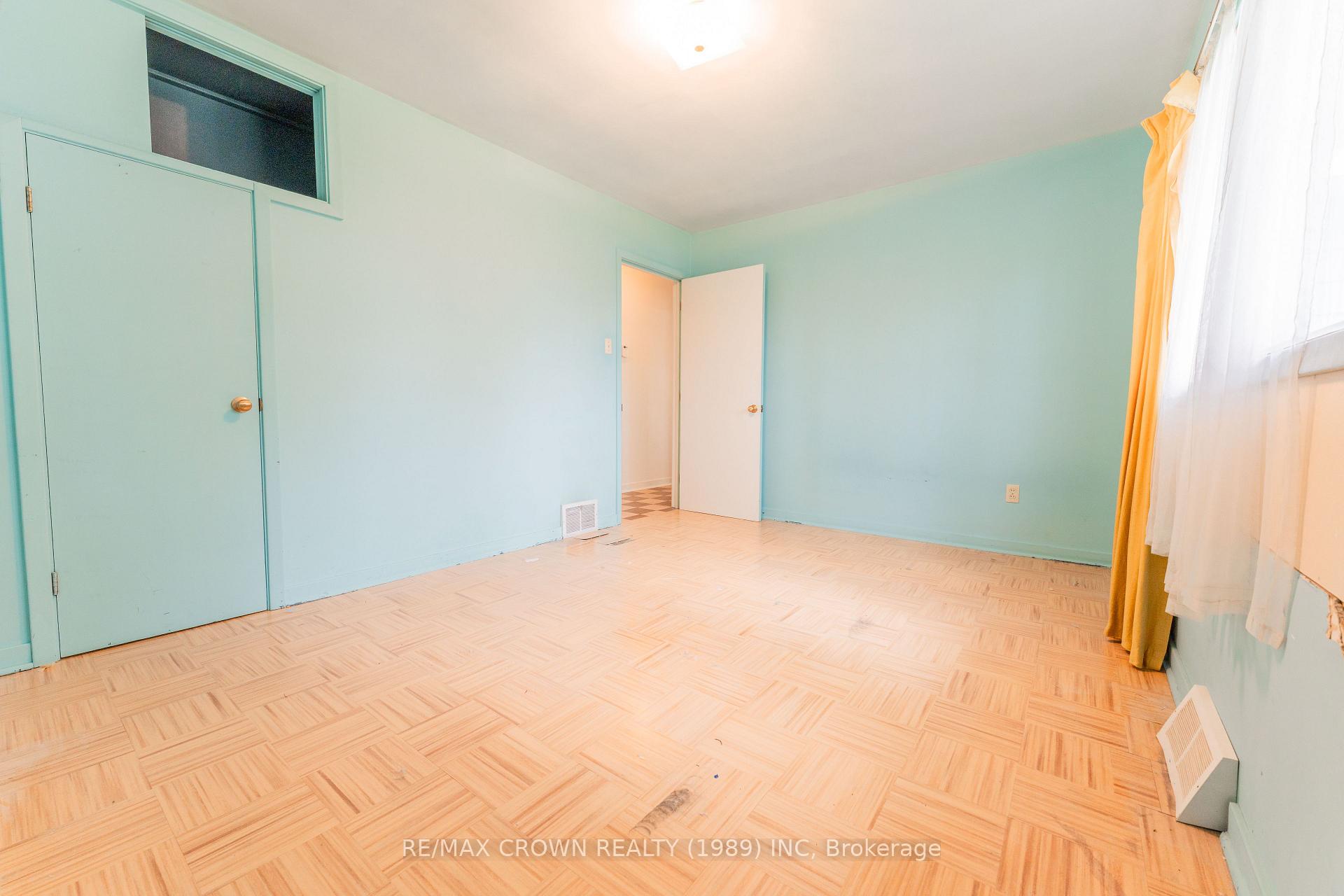 Photo 17 of 21 Cherry Avenue, Kapuskasing — HOMEH