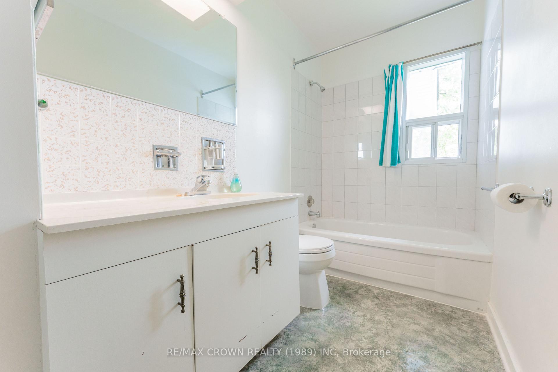 Photo 6 of 21 Cherry Avenue, Kapuskasing — HOMEH