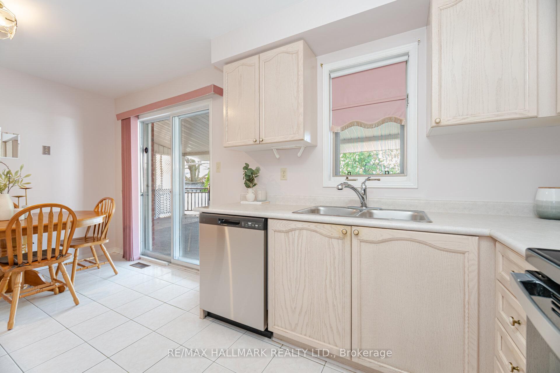 Photo 16 of 10 Iles Street, Ajax, Central West — HOMEH