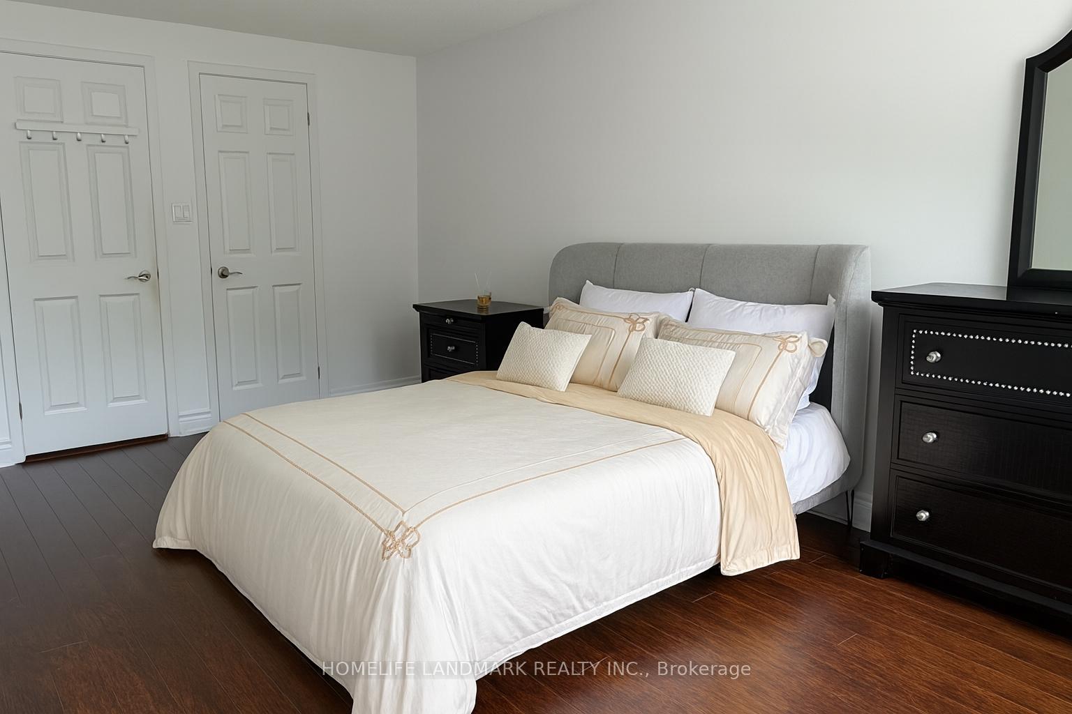 Photo 18 of 160 Snowshoe Crescent, Markham, German Mills — HOMEH
