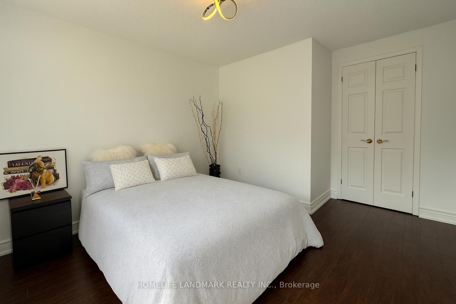 Photo 16 of 160 Snowshoe Crescent, Markham, German Mills — HOMEH