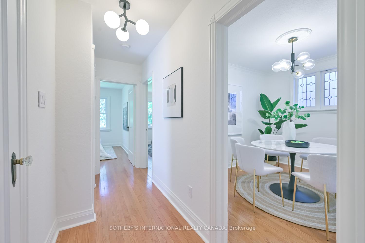 Photo 16 of 32 Davies Crescent, Toronto, East York — HOMEH