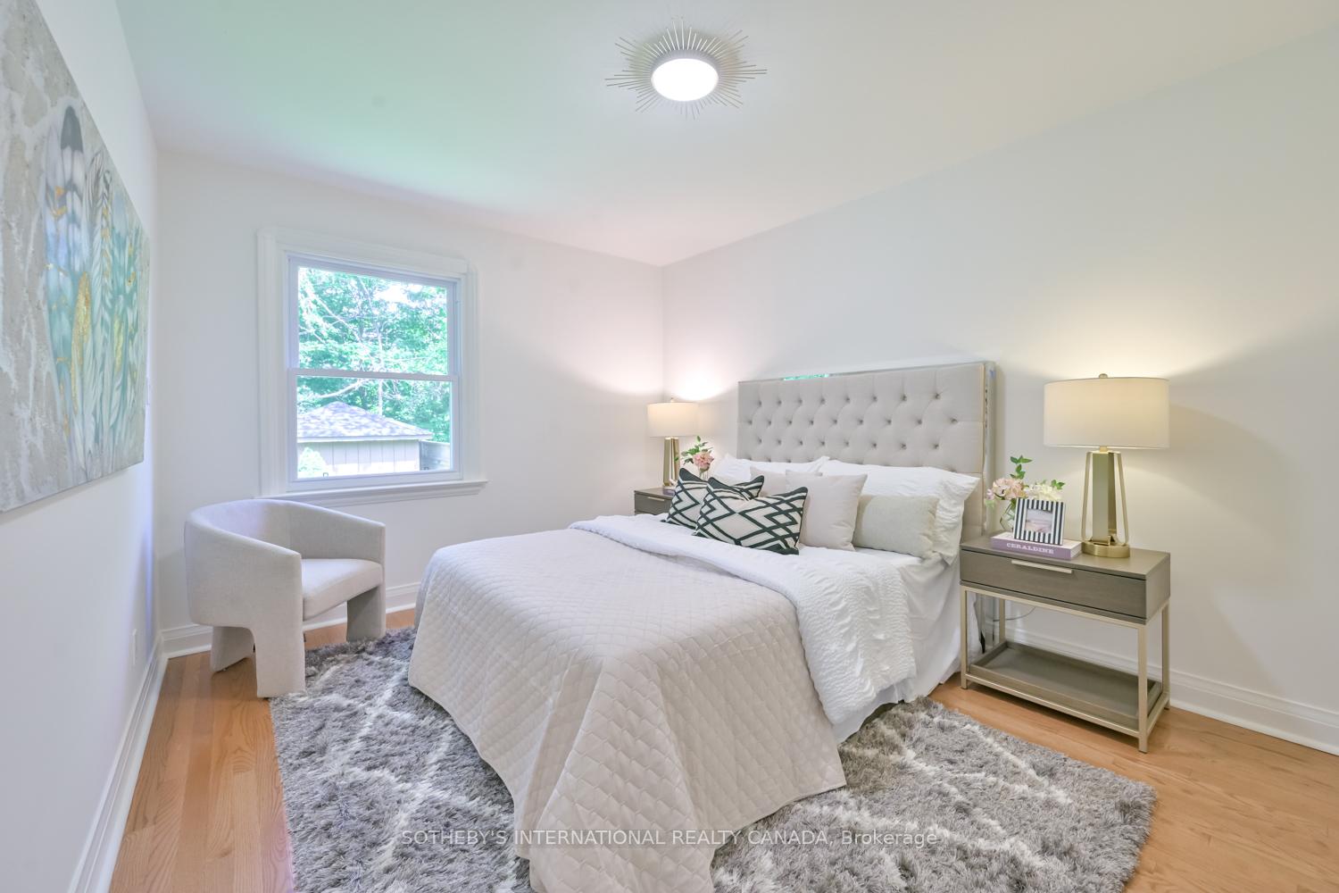 Photo 12 of 32 Davies Crescent, Toronto, East York — HOMEH