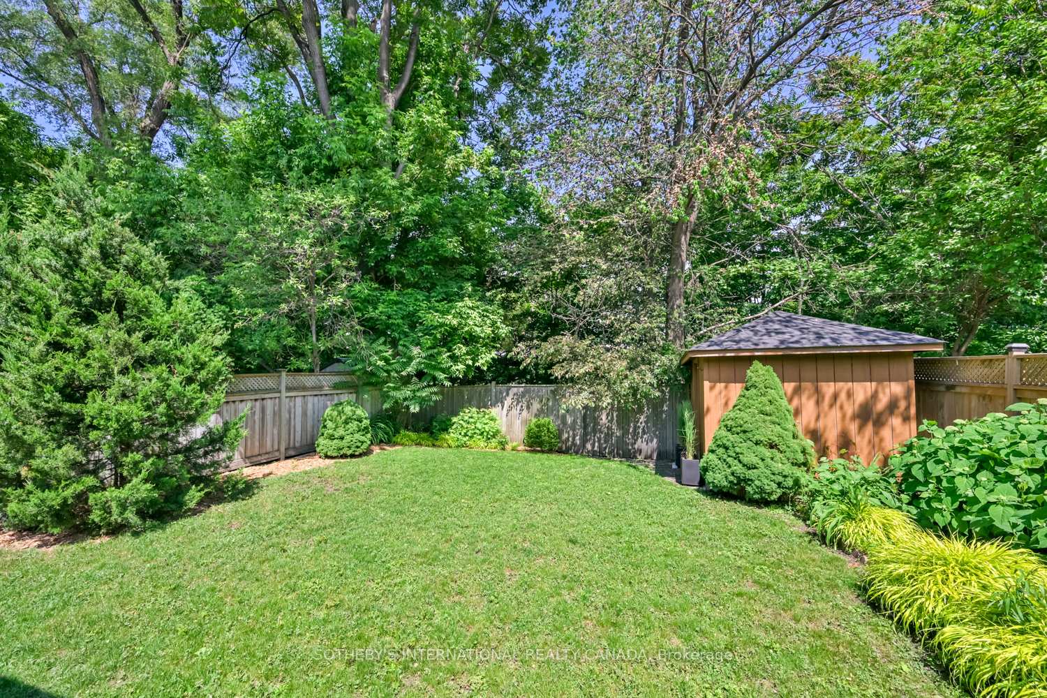 Photo 31 of 32 Davies Crescent, Toronto, East York — HOMEH