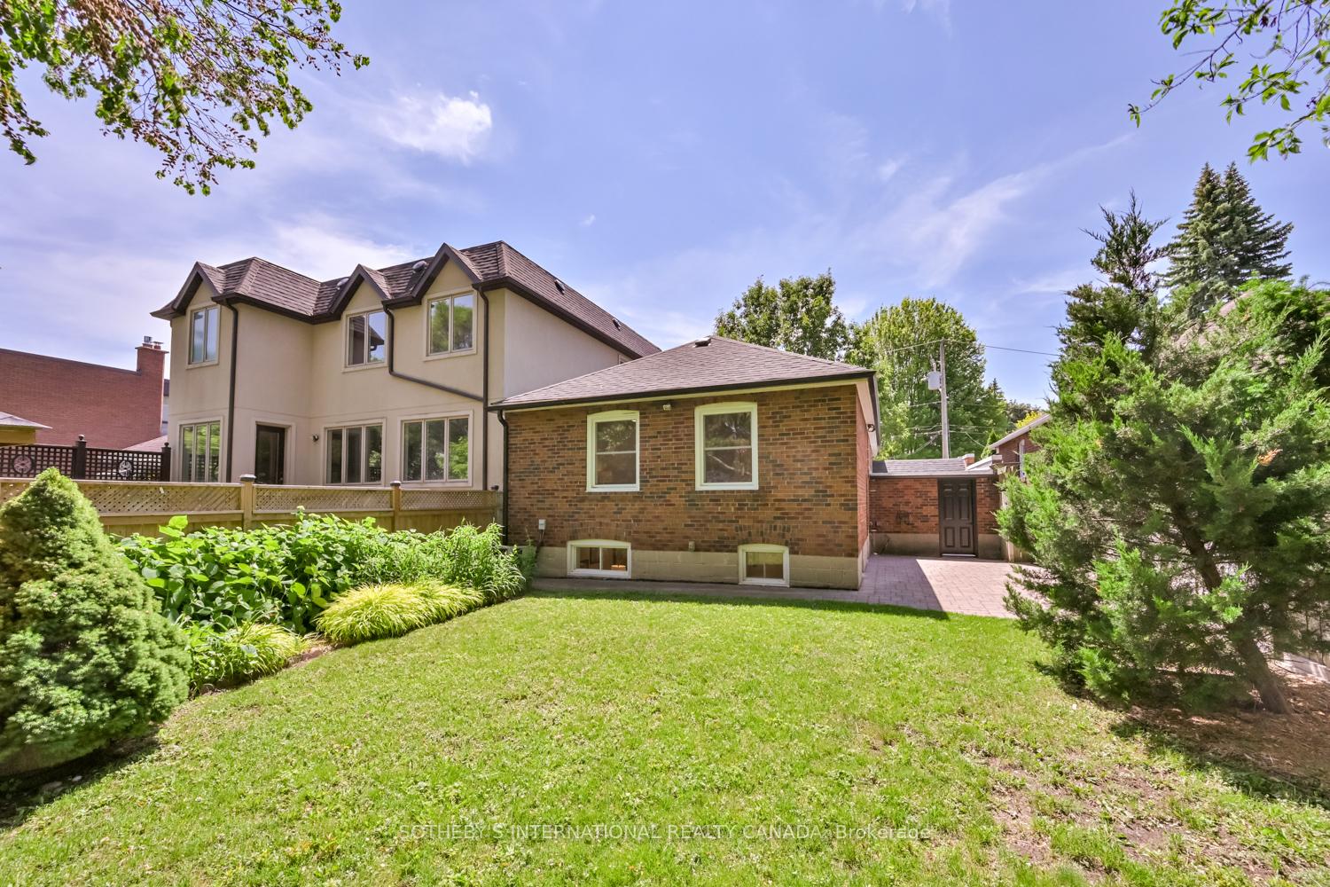 Photo 32 of 32 Davies Crescent, Toronto, East York — HOMEH