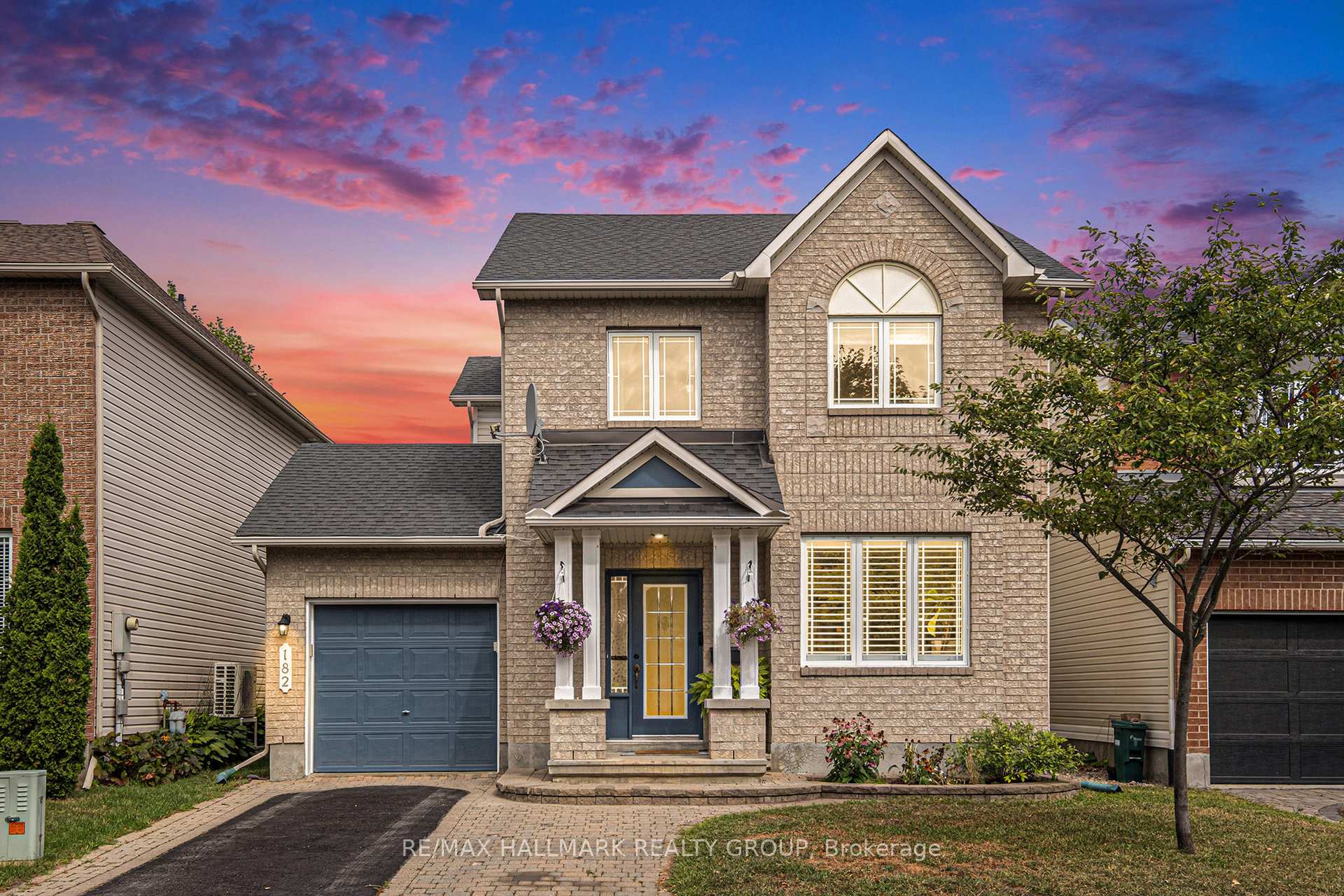 Photo 1 of 182 Willow Creek Circle, Ottawa, Barrhaven - Strandherd — HOMEH