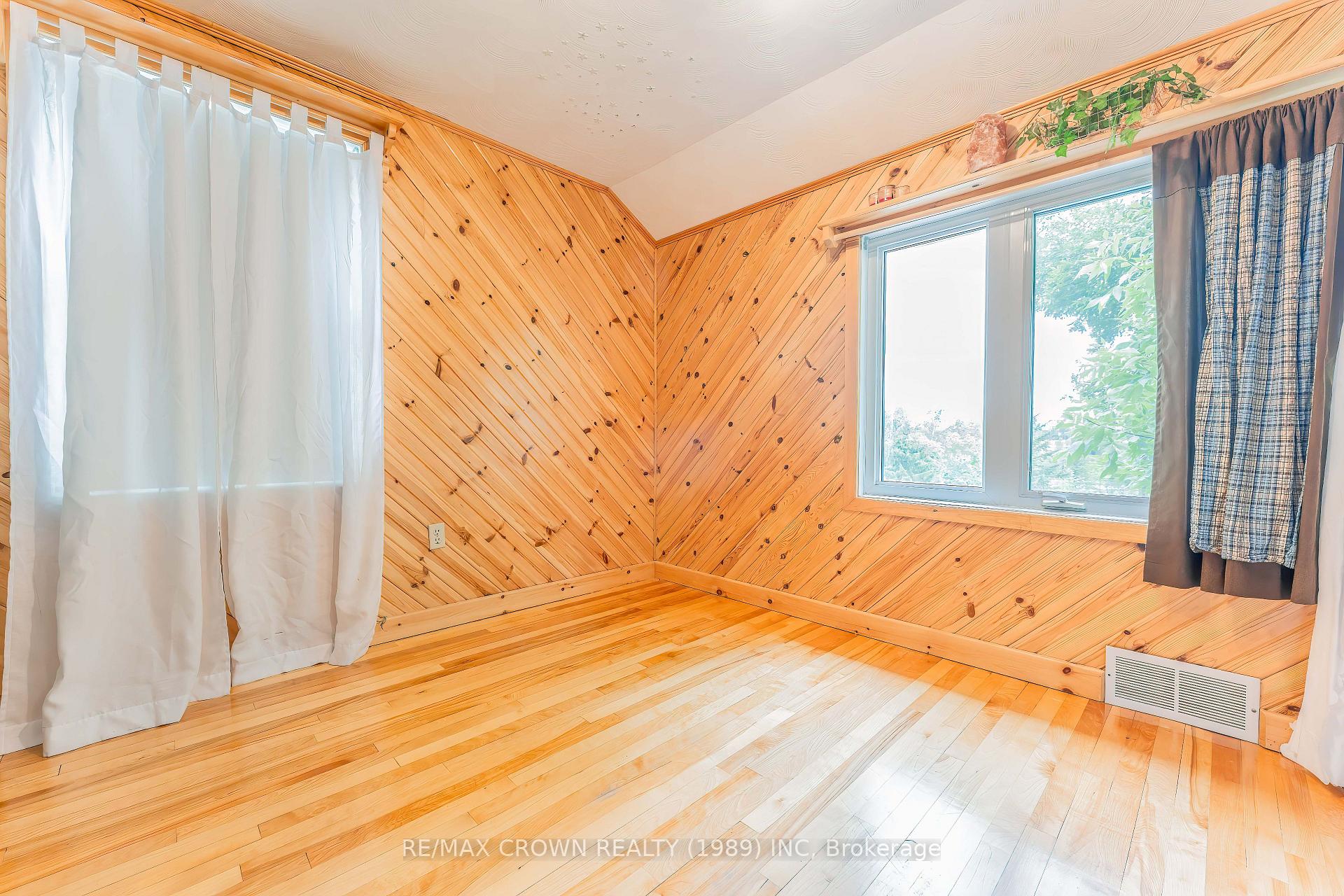 Photo 39 of 122 Riverside Drive, Kapuskasing — HOMEH