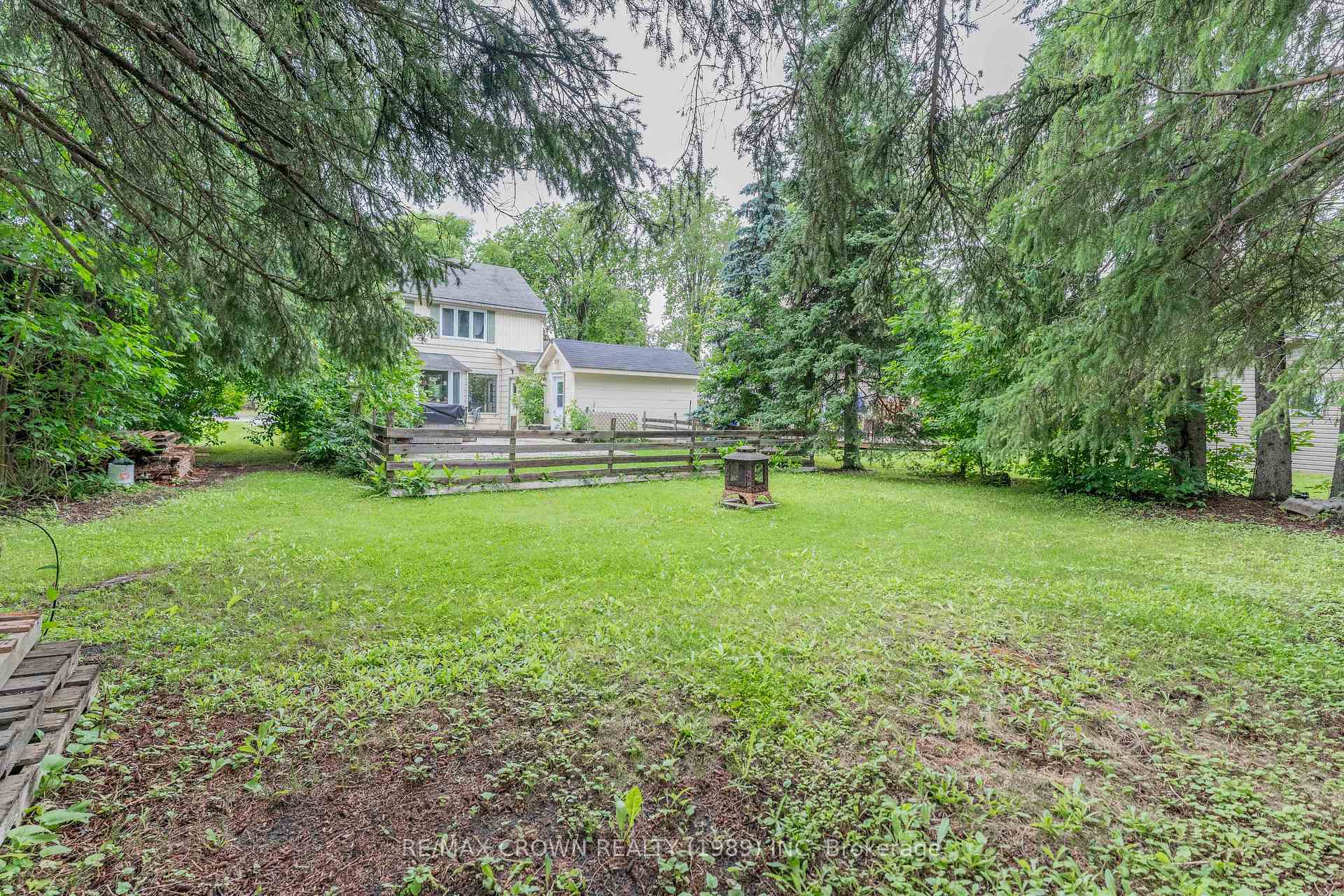 Photo 25 of 122 Riverside Drive, Kapuskasing — HOMEH