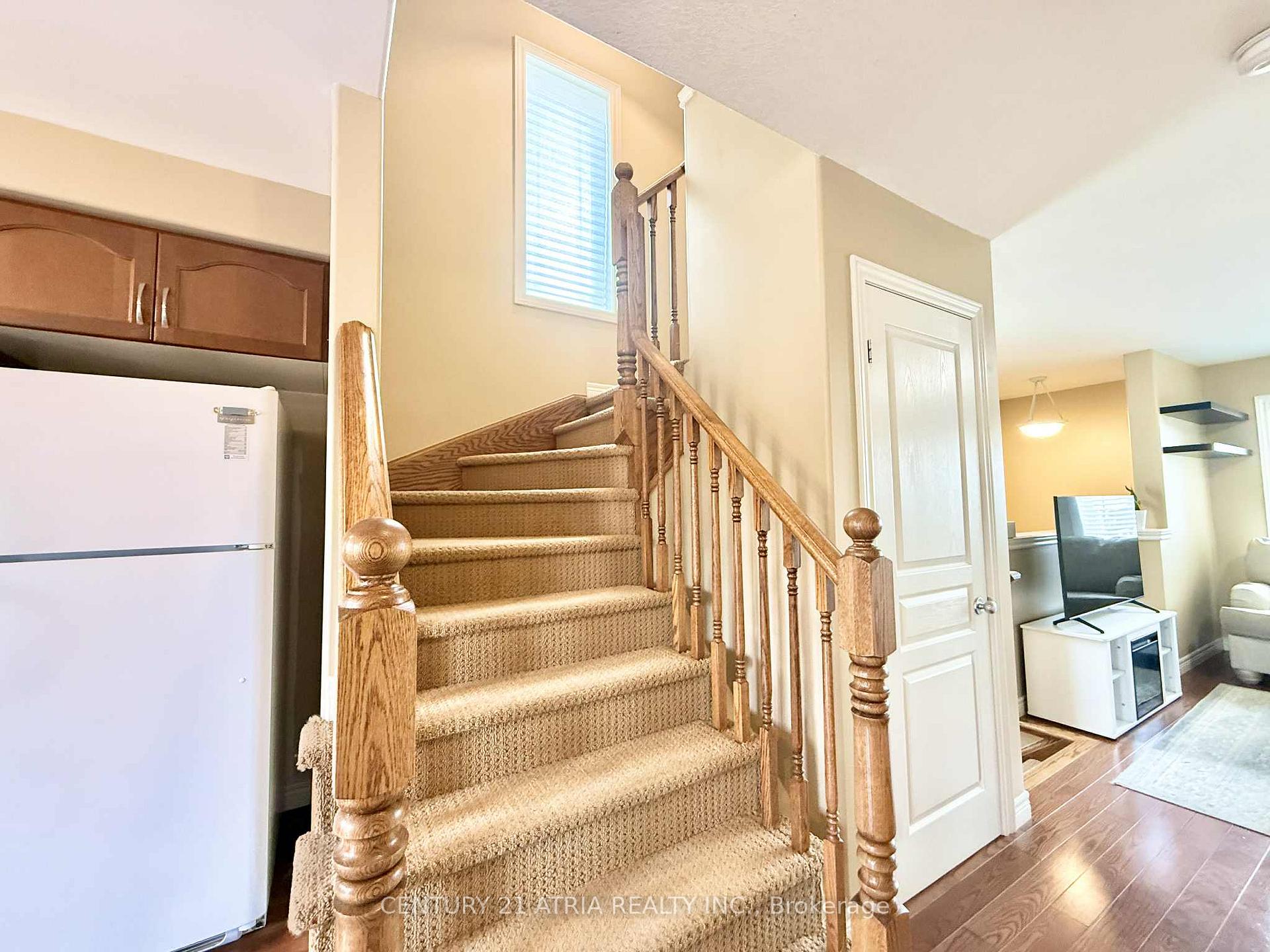 Photo 11 of Unit 31, 25 Viking Drive, Hamilton, Binbrook — HOMEH