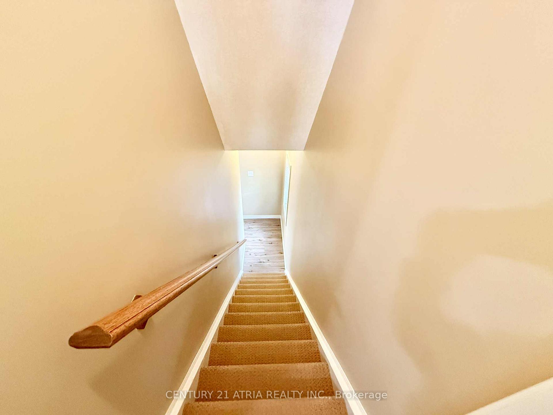 Photo 10 of Unit 31, 25 Viking Drive, Hamilton, Binbrook — HOMEH