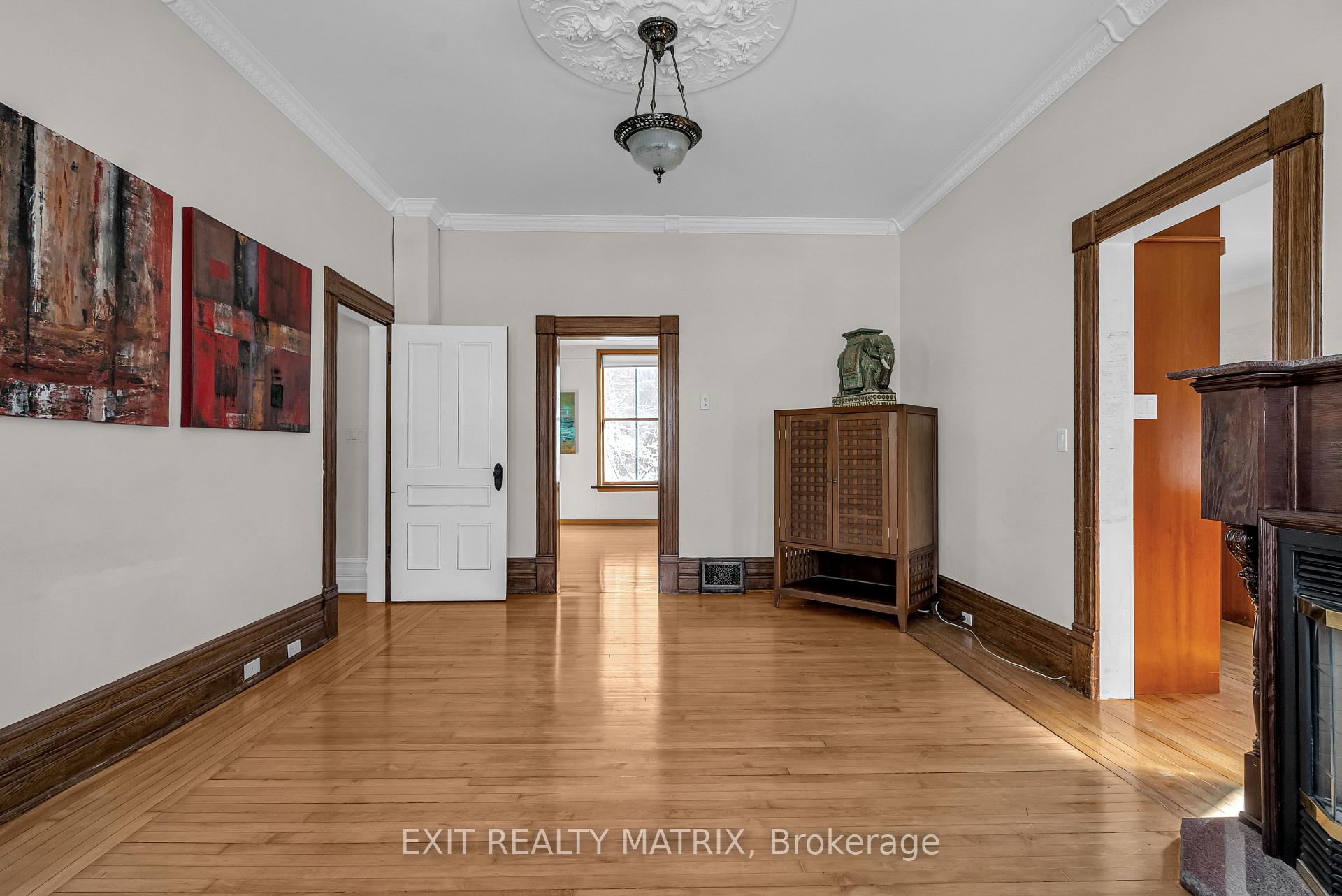 Photo 7 of 94 King Street, North Dundas, Chesterville — HOMEH