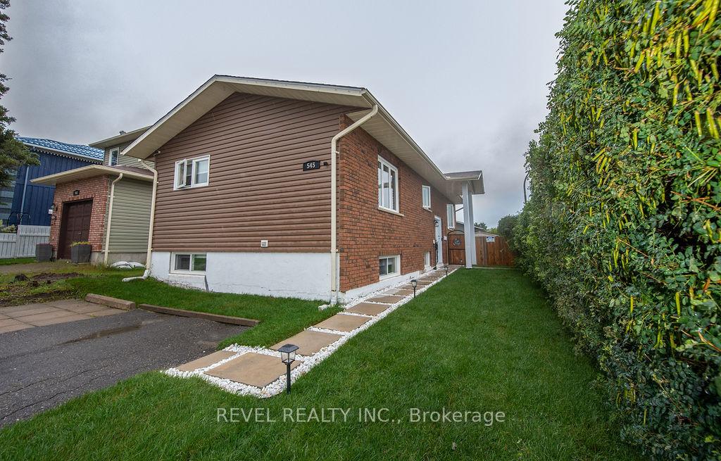 Photo 18 of 545 Lonergan Boulevard, Timmins, TNW - Riverpark — HOMEH