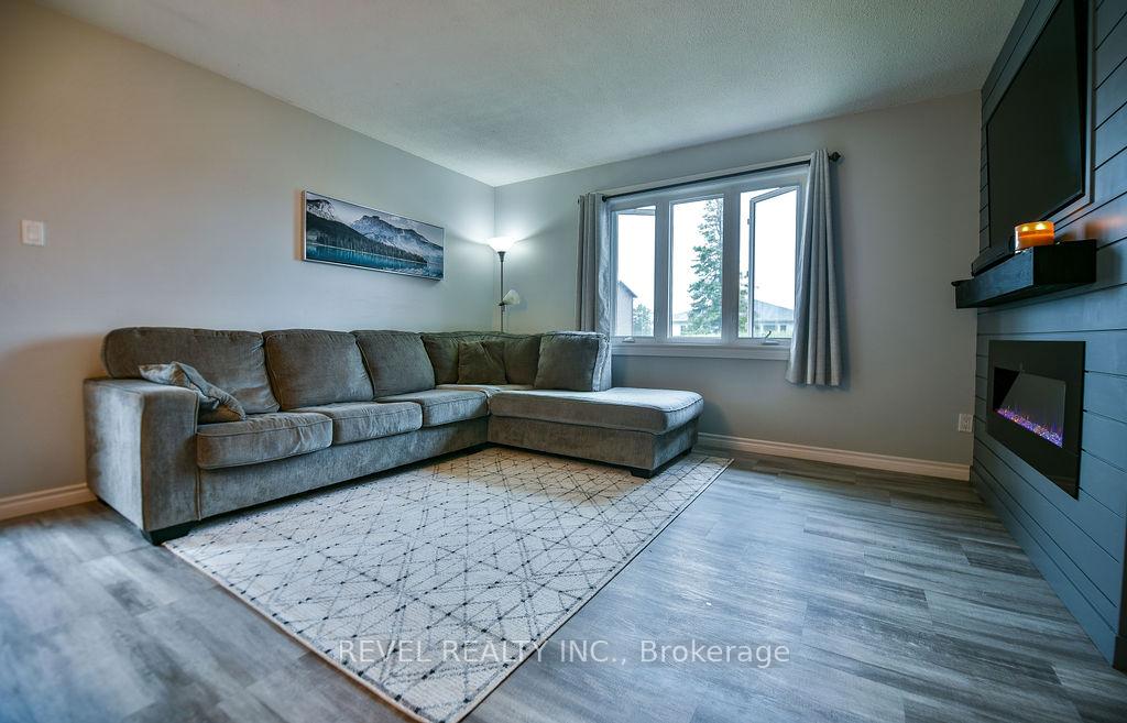 Photo 9 of 545 Lonergan Boulevard, Timmins, TNW - Riverpark — HOMEH