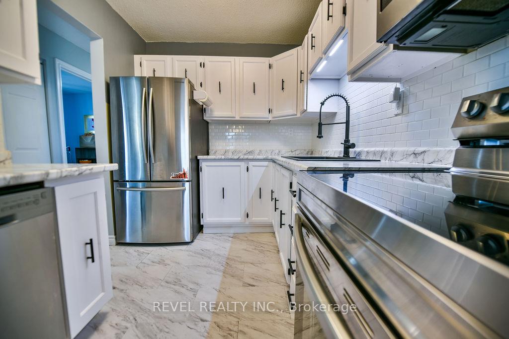 Photo 15 of 545 Lonergan Boulevard, Timmins, TNW - Riverpark — HOMEH