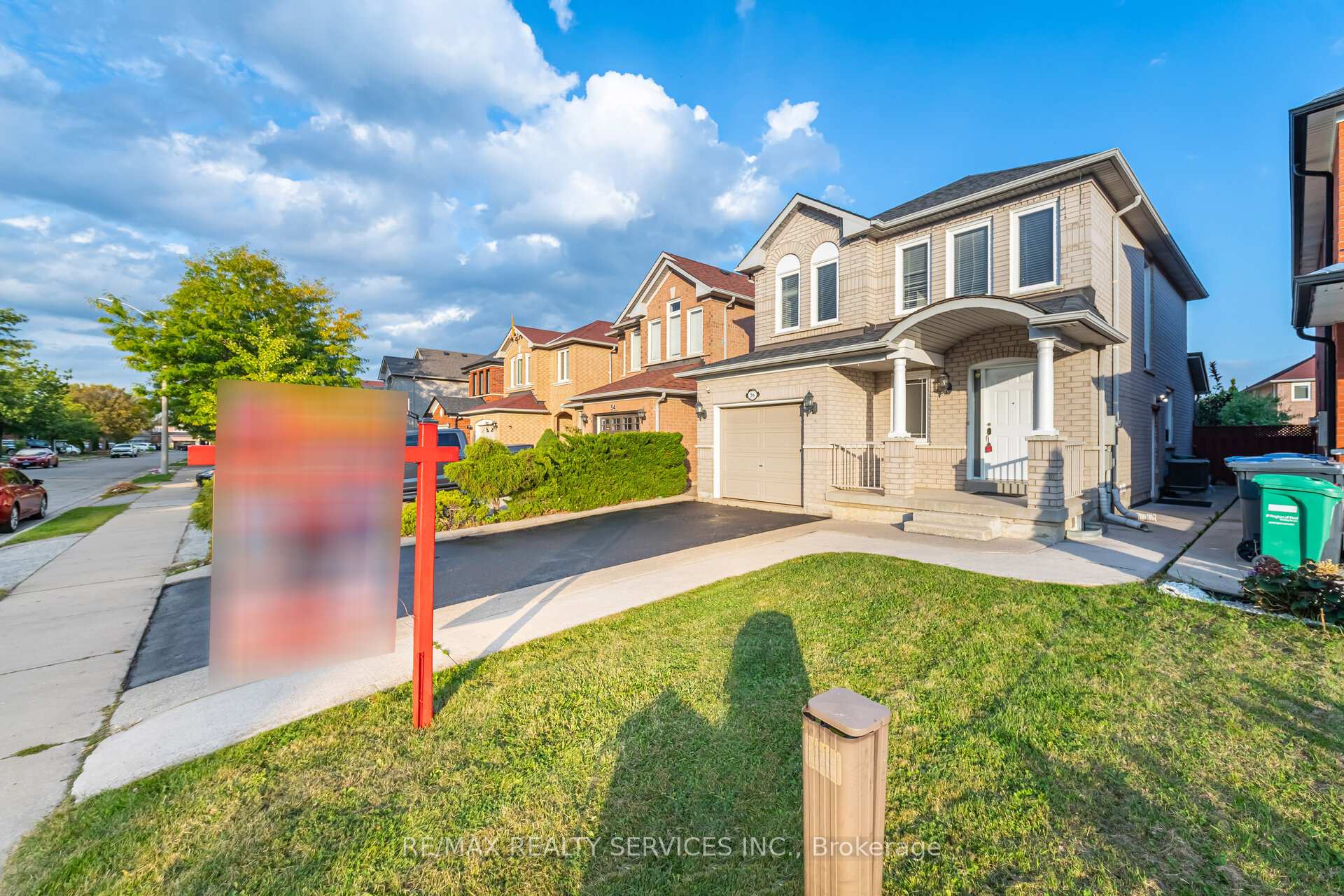Photo 32 of 56 Loons Call Crescent, Brampton, Sandringham-Wellington — HOMEH