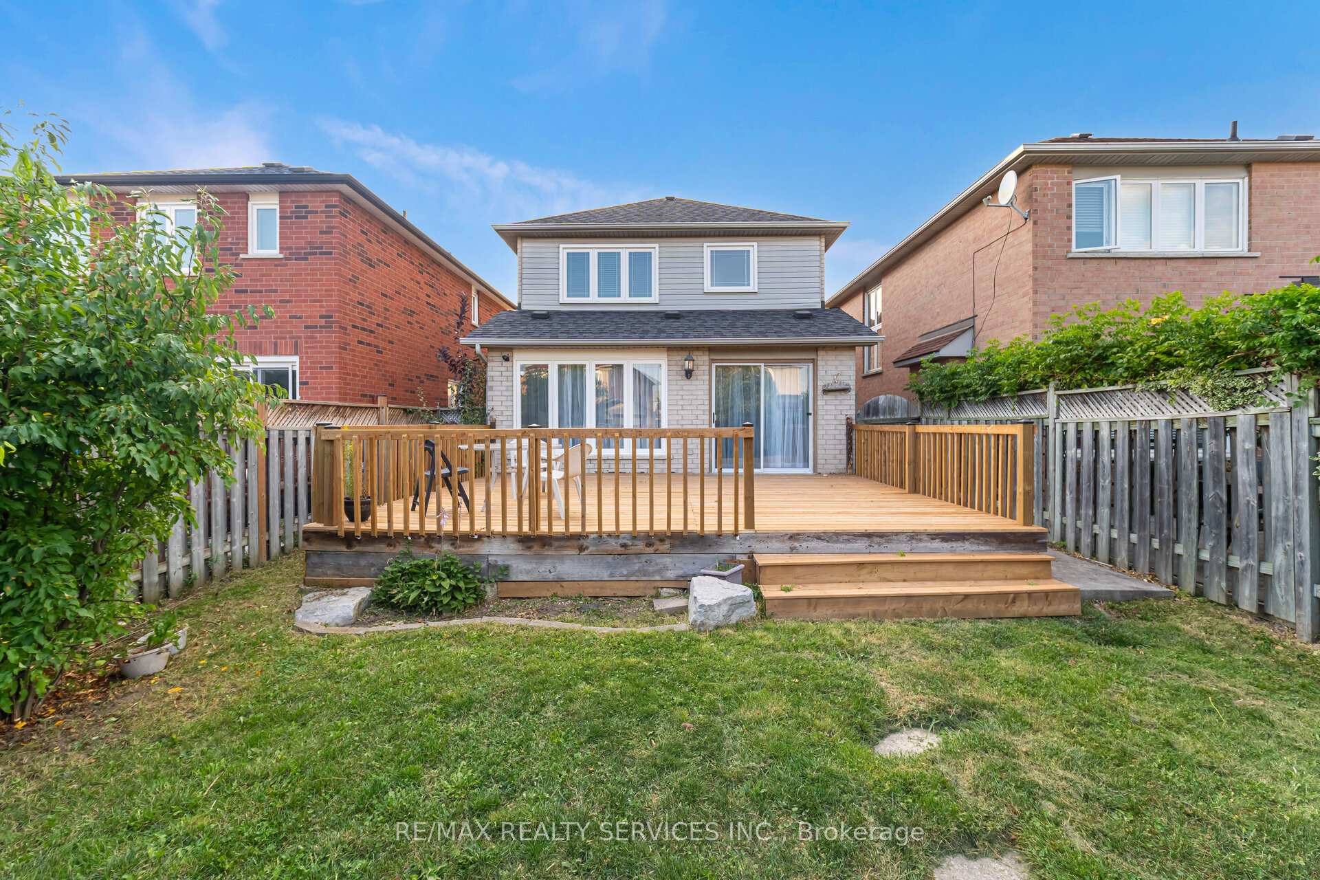 Photo 41 of 56 Loons Call Crescent, Brampton, Sandringham-Wellington — HOMEH