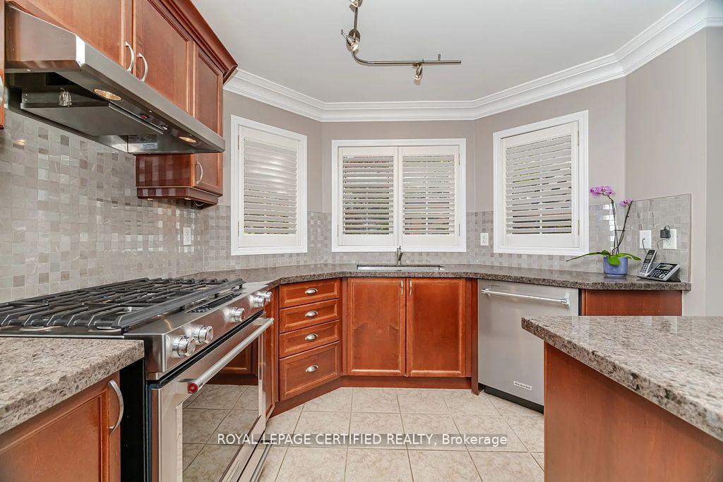 Photo 11 of 950 Fourth Line, Milton, Beaty — HOMEH