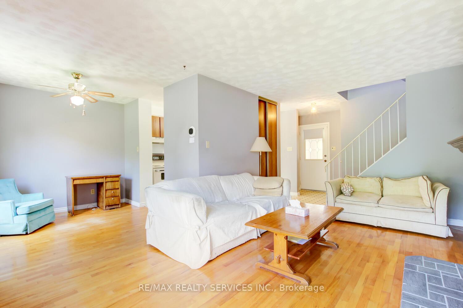 Photo 14 of 6 Wesmorland Avenue, Brampton, Heart Lake West — HOMEH